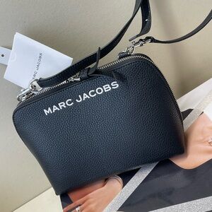 (new+tag) Marc Jacobs small crossbody black leather fit large iphone pro max